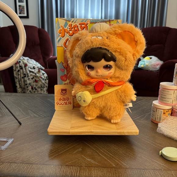 Joymiy Other - Cureplaneta Joymiya 400% plush Verified box toy.